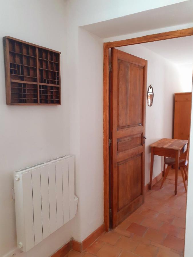 Gite Des Tineries Villa Lagrasse Exterior photo